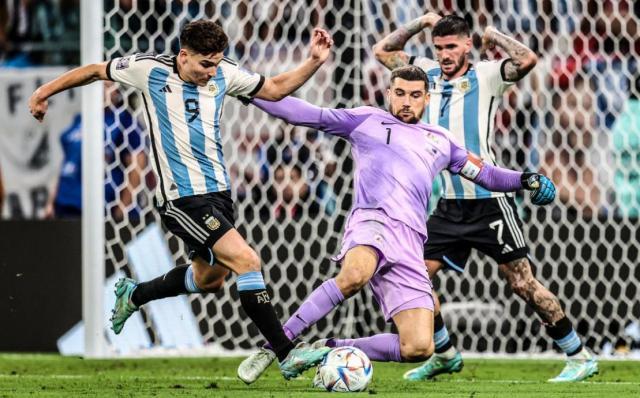 开云体育官网-肯干，聪明，准！梅西首席搭档已非小蜘蛛莫属